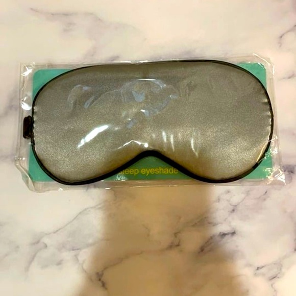 2/$15❤️❤️Dark Grey sleep eye mask NWT - Picture 1 of 2